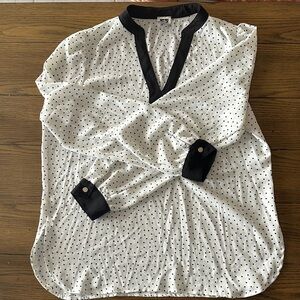 Women's Black & White Polka Dot V-Neck Blouse